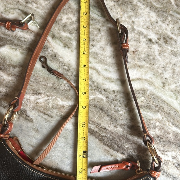 DOONEY & BURKE HANDBAG - Picture 7 of 10